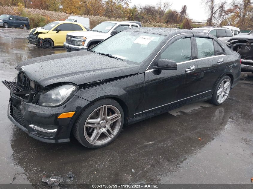 2014 MERCEDES-BENZ C 300 LUXURY 4MATIC - WDDGF8AB4EA953202