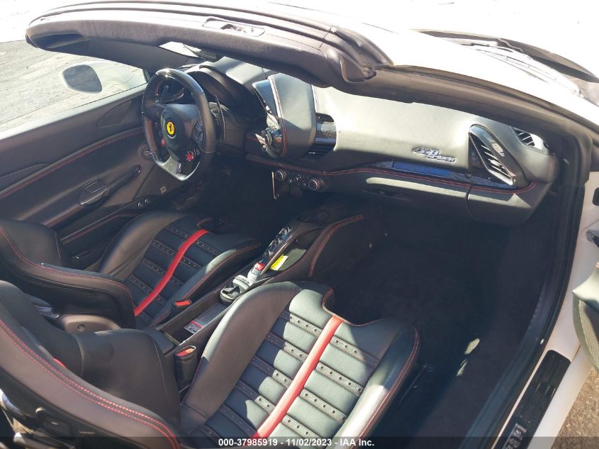 2017 FERRARI 488 SPIDER - ZFF80AMA3H0221441