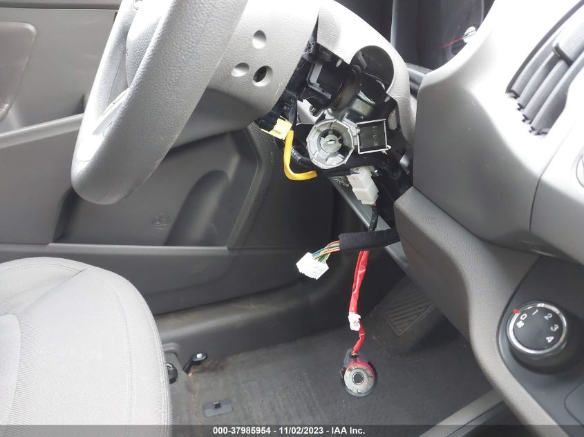 2013 KIA SPORTAGE LX - KNDPBCA29D7443318
