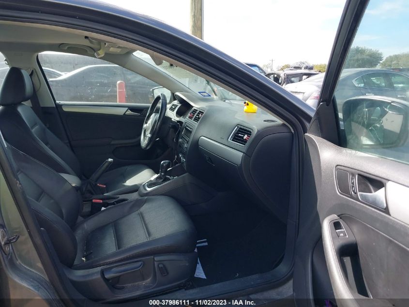 2014 VOLKSWAGEN JETTA SEDAN SE W/CONNECTIVITY 3VWD07AJ4EM247167