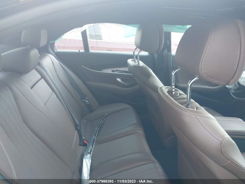 2017 MERCEDES-BENZ E 300 4MATIC WDDZF4KBXHA049410