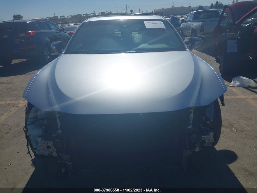VIN 58ACA1C18NU024054 2022 LEXUS ES 300H