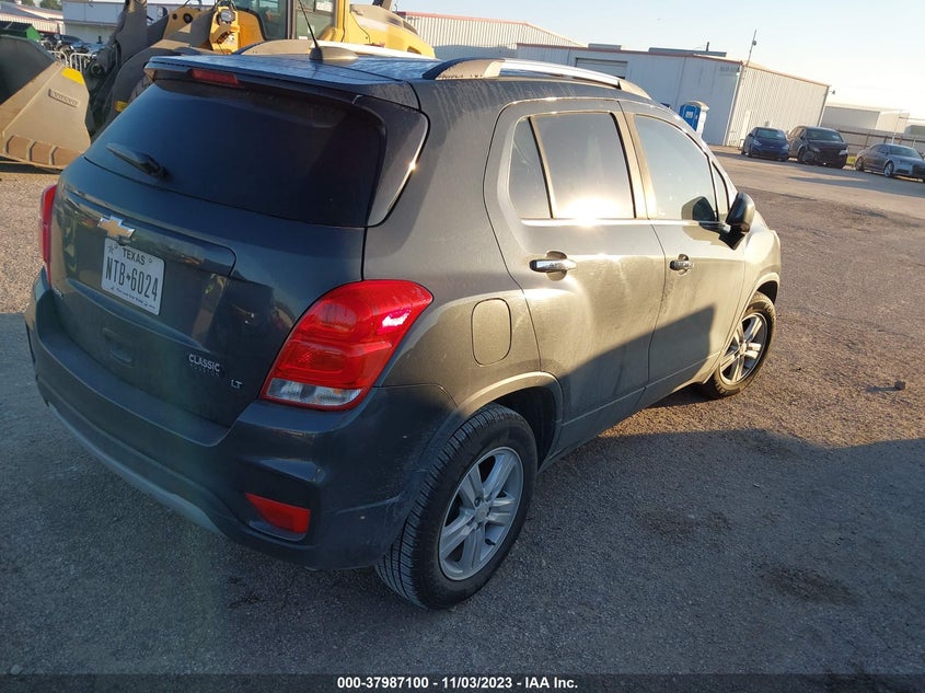 VIN KL7CJLSB1JB692251 2018 CHEVROLET TRAX LT
