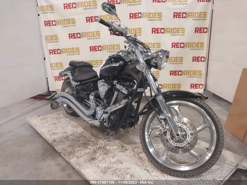 2010 YAMAHA XV1900 CU - JYAVP27E8AA011995