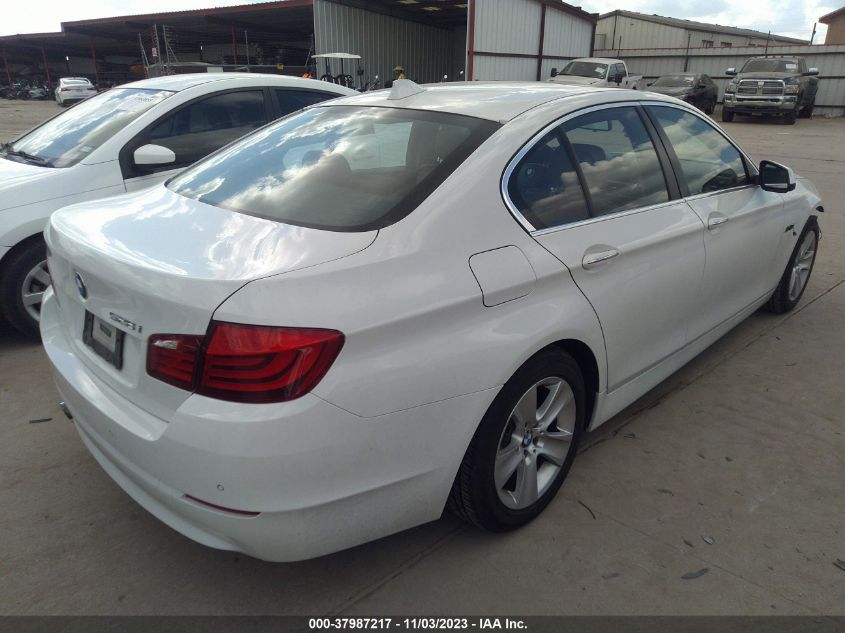 2013 BMW 528I WBAXG5C50DDY35719
