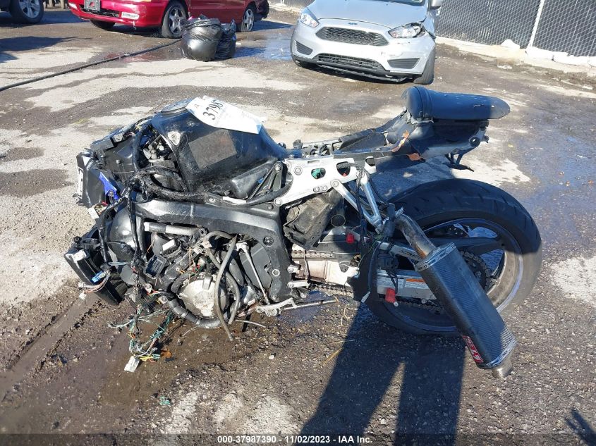 2006 HONDA CBR600 RR - JH2PC37086M304005