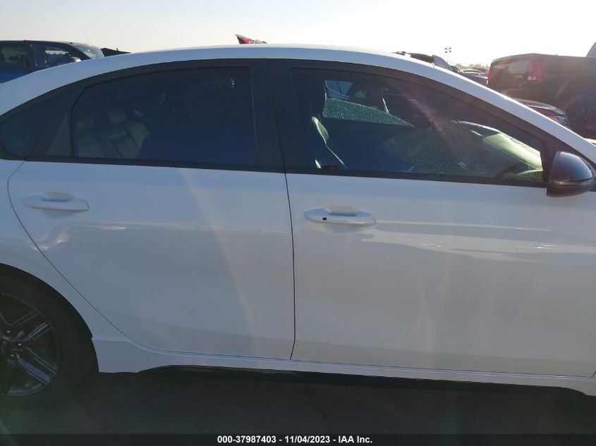 VIN 3KPF34AD9ME294666 2021 KIA FORTE GT LINE