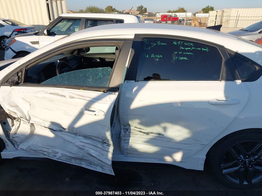 VIN 3KPF34AD9ME294666 2021 KIA FORTE GT LINE