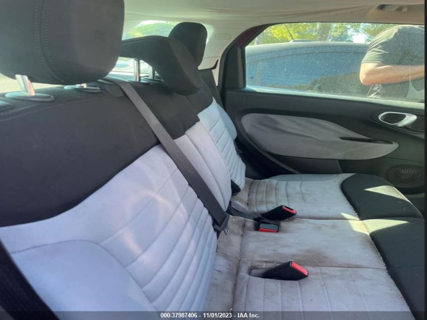 2014 FIAT 500L EASY - ZFBCFABH0EZ027225