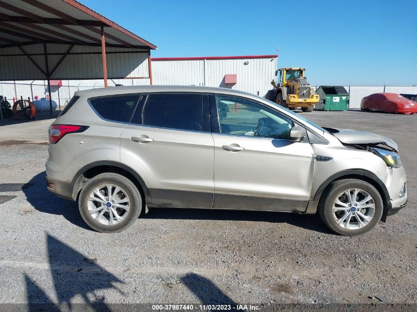 2017 FORD ESCAPE SE - 1FMCU0GD2HUE85784