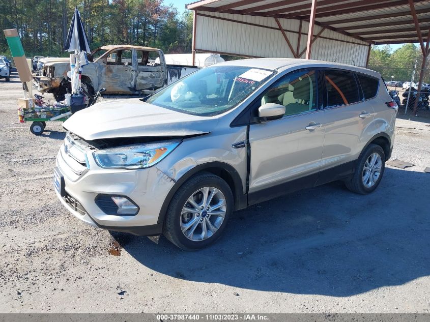 2017 FORD ESCAPE SE - 1FMCU0GD2HUE85784