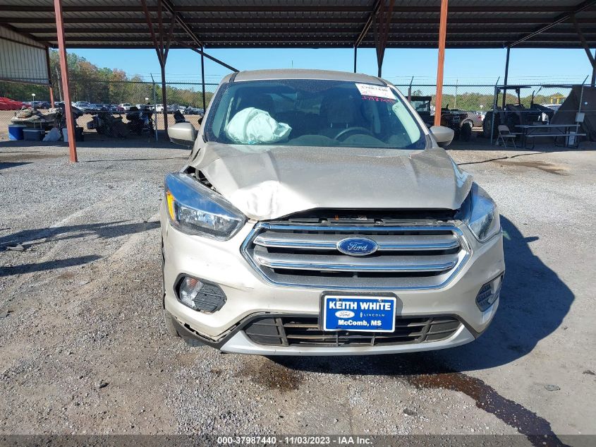 2017 FORD ESCAPE SE - 1FMCU0GD2HUE85784