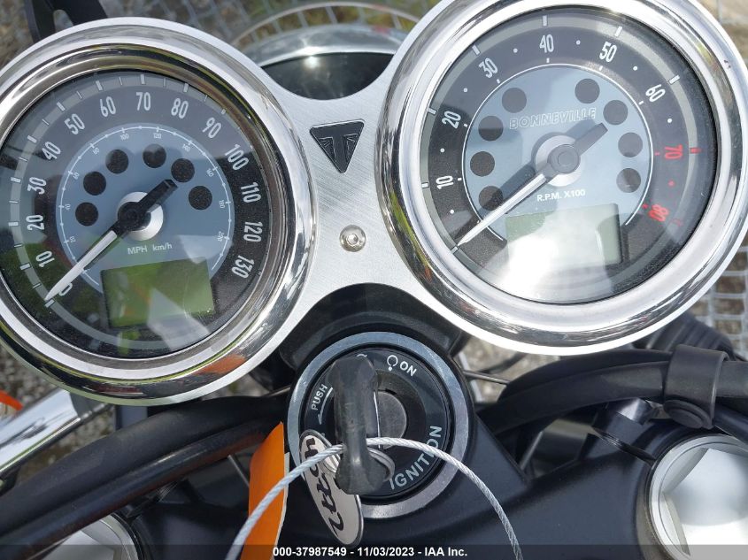 2022 TRIUMPH MOTORCYCLE BONNEVILLE T120/BLACK SMTD40HLXNTAV8874