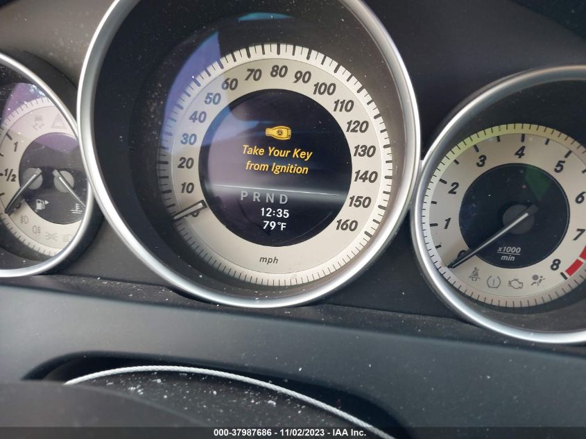 2013 MERCEDES-BENZ C 250 LUXURY/SPORT - WDDGF4HB4DA870432