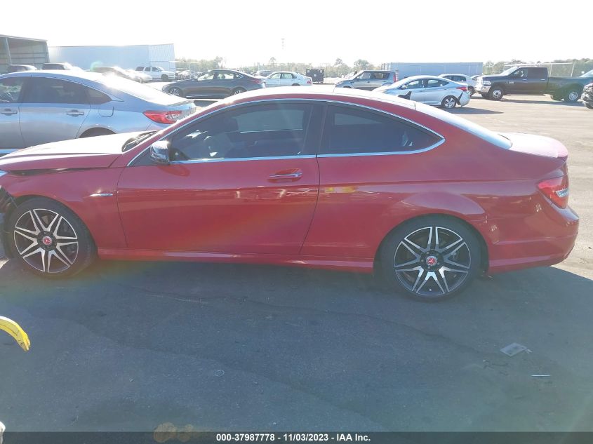 2013 MERCEDES-BENZ C 250 WDDGJ4HBXDG021353