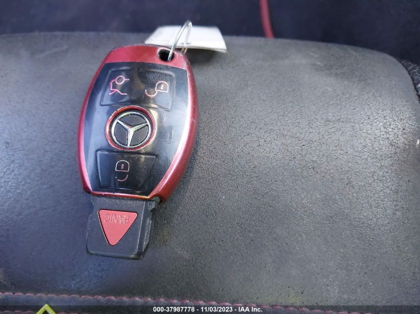 2013 MERCEDES-BENZ C 250 WDDGJ4HBXDG021353