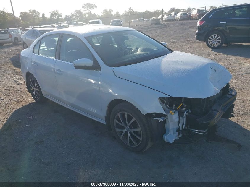 3VWDB7AJXJM259845 VOLKSWAGEN JETTA SE/WOLFSBURG 2018