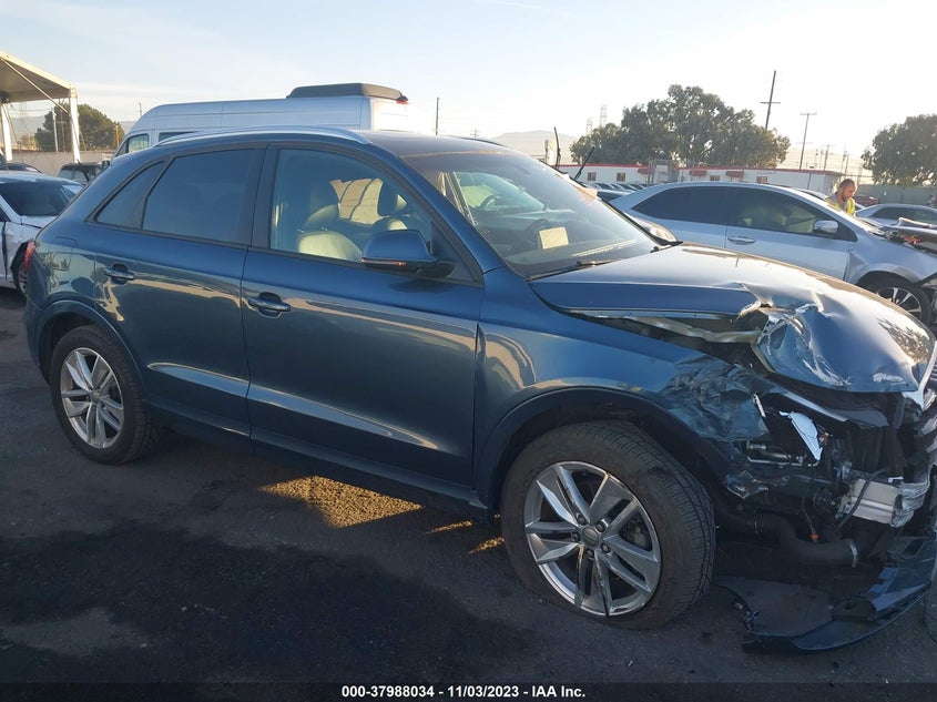 VIN WA1BCCFS8HR012201 2017 AUDI Q3 PREMIUM
