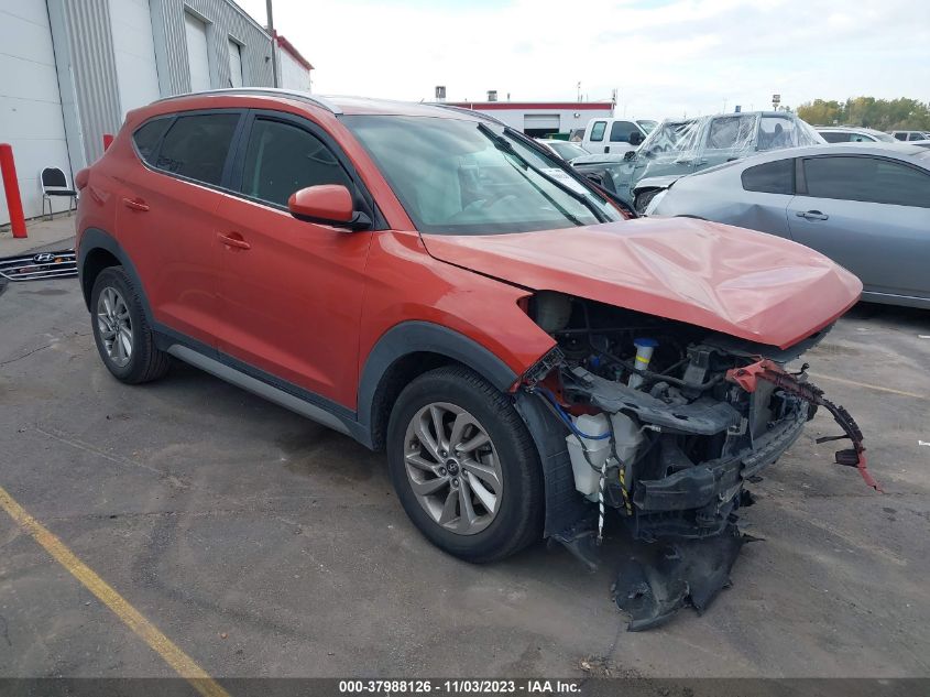 2017 HYUNDAI TUCSON LIMITED/SPORT AND ECO/SE - KM8J33A44HU341741