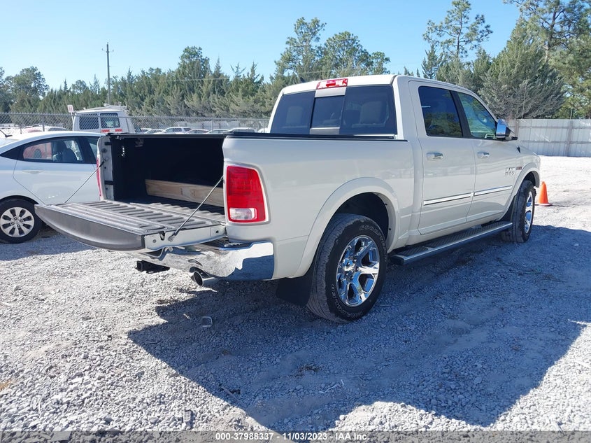 VIN 1C6RR7NM9JS231865 2018 RAM 1500 LARAMIE