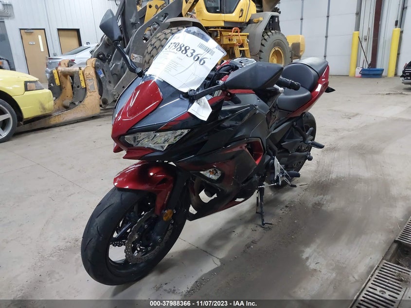 VIN ML5EXEM10MDA38034 2021 KAWASAKI EX650 M