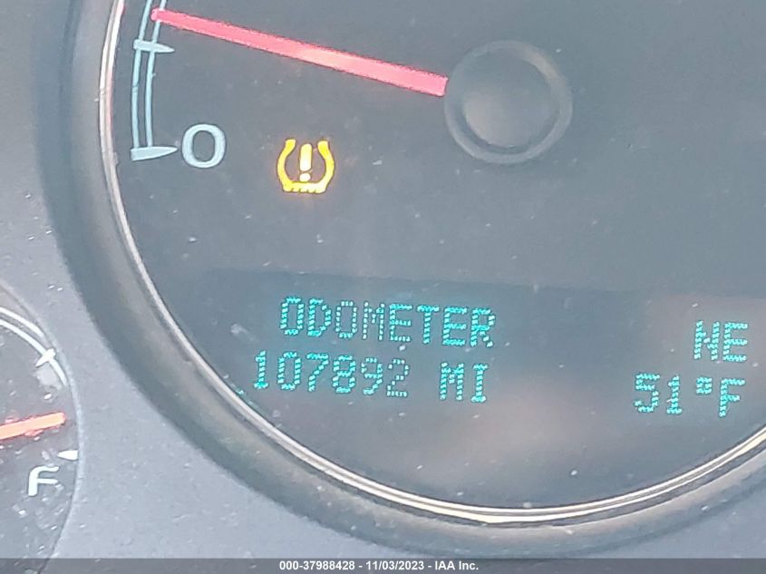 2013 CHEVROLET SUBURBAN 1500 LT - 1GNSCJE03DR201530