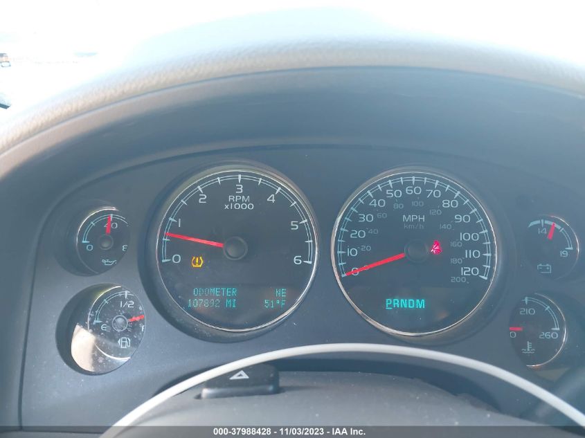 2013 CHEVROLET SUBURBAN 1500 LT - 1GNSCJE03DR201530