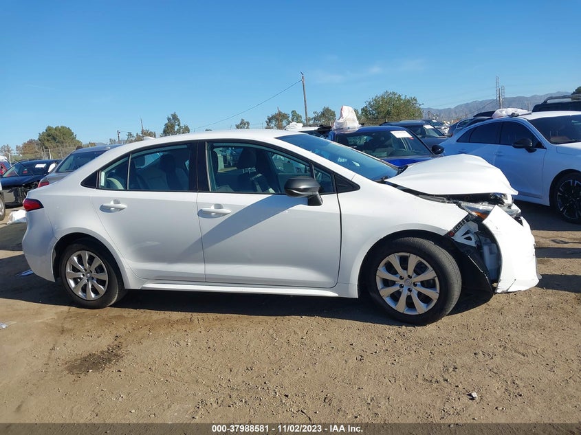 VIN 5YFEPMAE3MP148397 2021 TOYOTA COROLLA LE