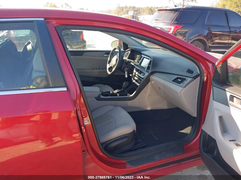 2018 HYUNDAI SONATA SE - 5NPE24AF9JH713185