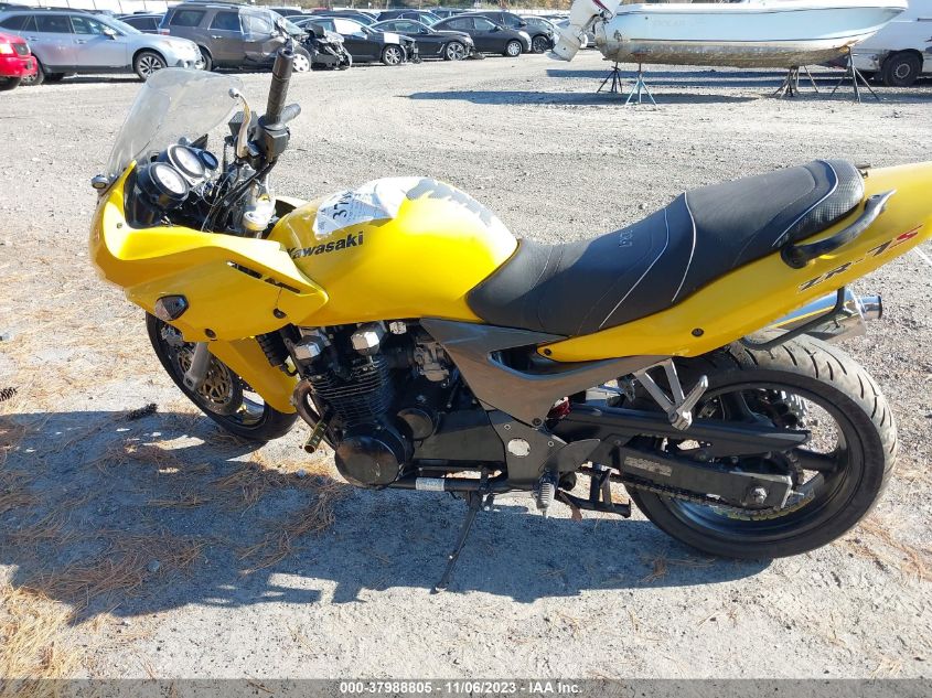 2003 KAWASAKI ZR750 G JKAZRDH153A010226