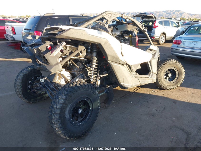 VIN 3JBVGAW20HK000054 2017 CAN-AM MAVERICK X3 TURBO R