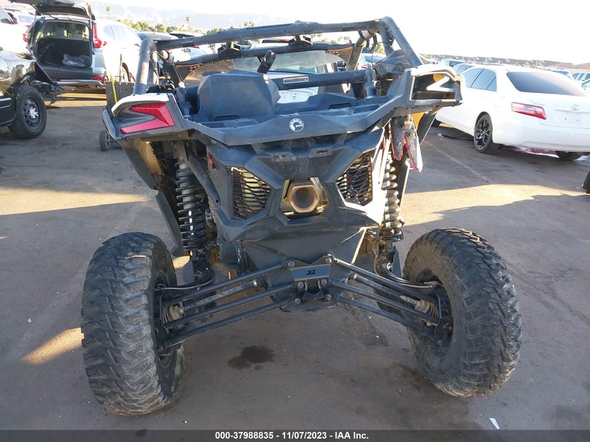 VIN 3JBVGAW20HK000054 2017 CAN-AM MAVERICK X3 TURBO R