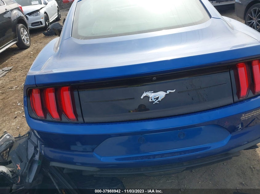 VIN 1FA6P8TH0J5159259 2018 FORD MUSTANG ECOBOOST