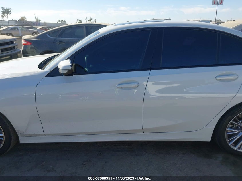 VIN 3MW69FF07P8C99364 2023 BMW 3 SERIES 330I