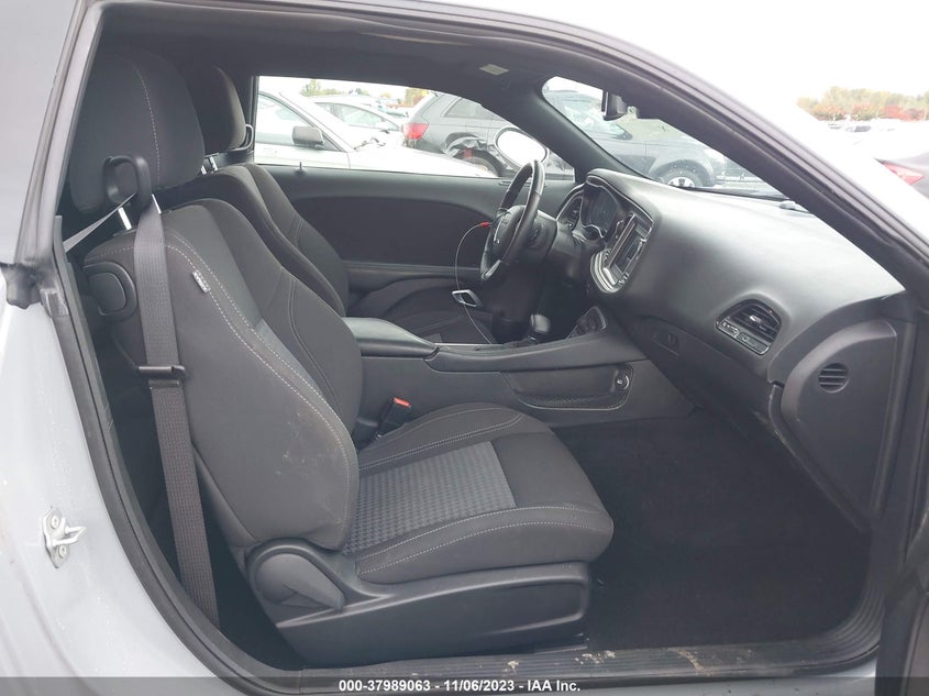 VIN 2C3CDZGG8NH129006 2022 DODGE CHALLENGER SXT