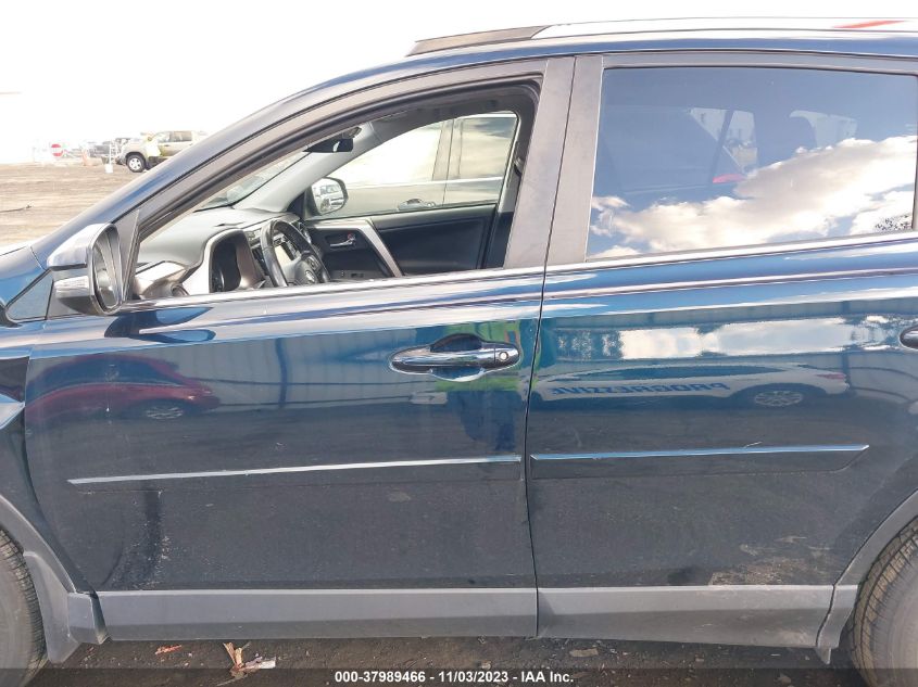 2018 TOYOTA RAV4 ADVENTURE/XLE - JTMRFREV4JJ256734