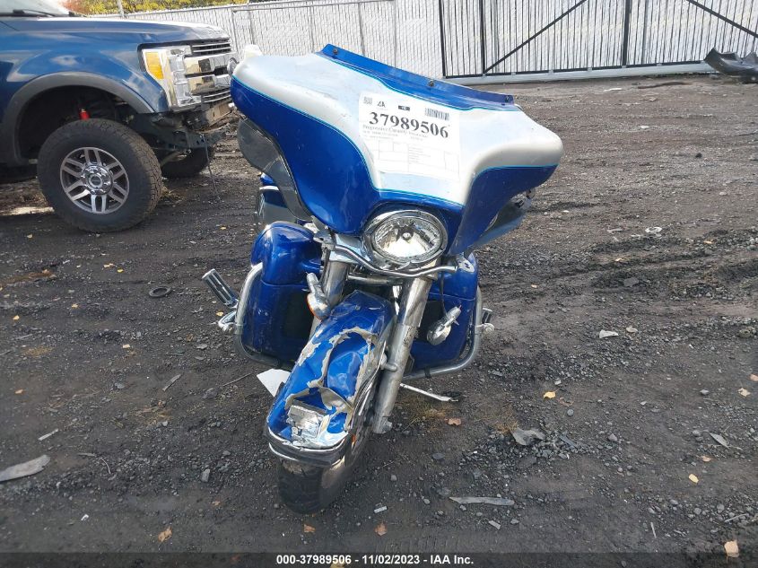 2010 HARLEY-DAVIDSON FLHTCU - 1HD1FC41XAB609754