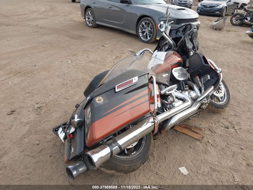2015 HARLEY-DAVIDSON FLTRUSE CVO ROAD GLIDE 1HD1TAN11FB956781