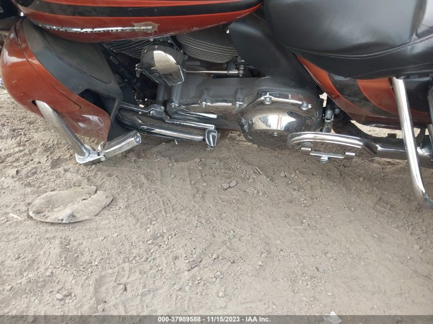 2015 HARLEY-DAVIDSON FLTRUSE CVO ROAD GLIDE 1HD1TAN11FB956781