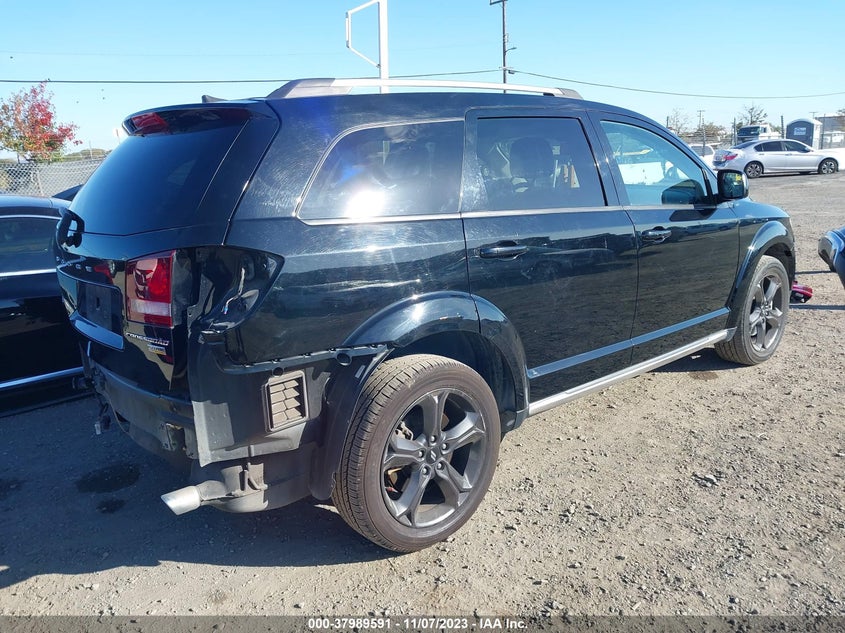 VIN 3C4PDCGG4KT857953 2019 DODGE JOURNEY CROSSROAD