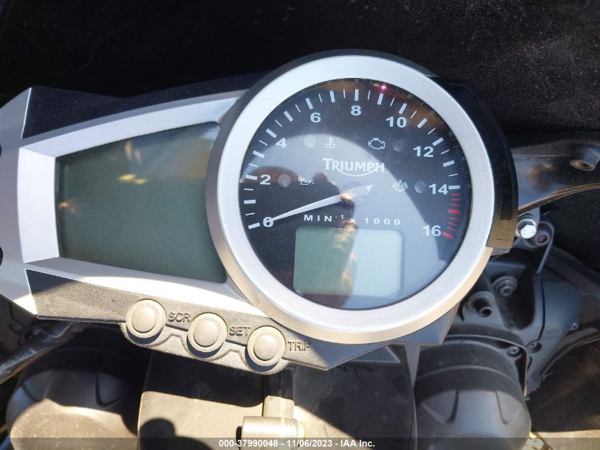 2008 TRIUMPH MOTORCYCLE DAYTONA 675 SMTD00NS68J341289