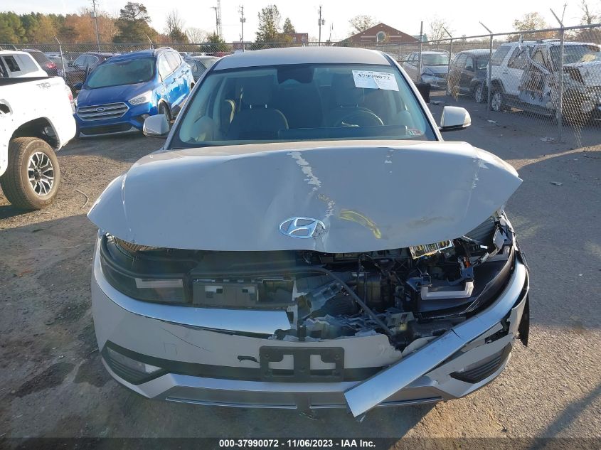 2022 HYUNDAI IONIQ 5 SE - KM8KMDAF6NU055944