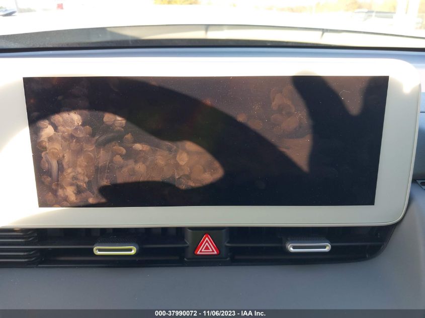2022 HYUNDAI IONIQ 5 SE - KM8KMDAF6NU055944