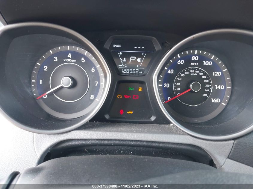 2015 HYUNDAI ELANTRA SE - 5NPDH4AE5FH561298