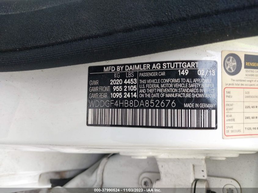 2013 MERCEDES-BENZ C 250 SPORT/LUXURY WDDGF4HB8DA852676