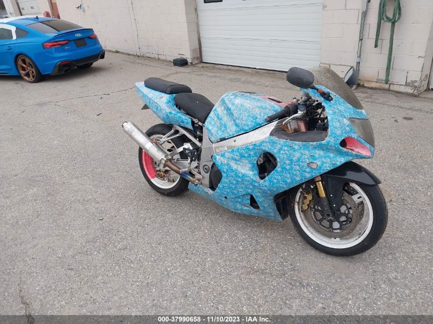 2002 SUZUKI GSX-R1000 - JS1GT74A222105450