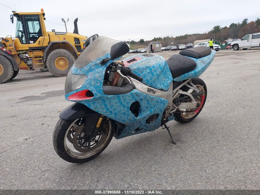 2002 SUZUKI GSX-R1000 - JS1GT74A222105450