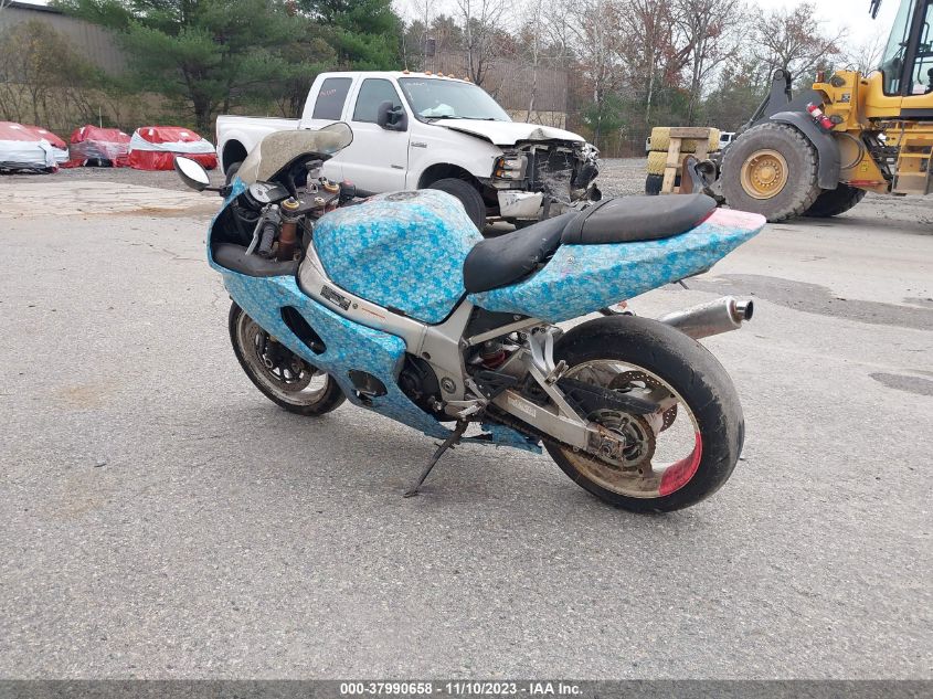 2002 SUZUKI GSX-R1000 - JS1GT74A222105450