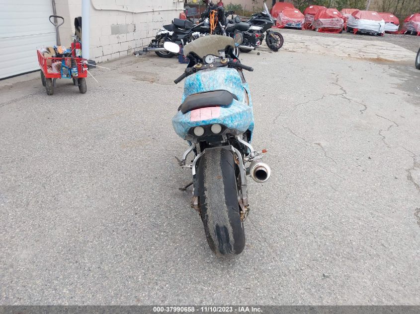 2002 SUZUKI GSX-R1000 - JS1GT74A222105450