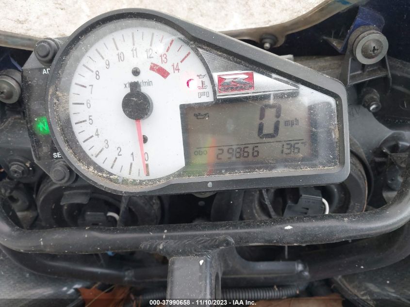 2002 SUZUKI GSX-R1000 - JS1GT74A222105450